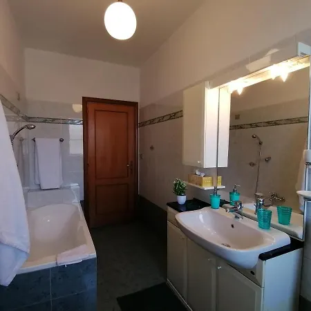 Mary Rose Ideale Per 2 Famiglie O Gruppi Di Amici Spongano