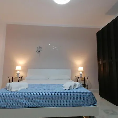 Mary Rose Ideale Per 2 Famiglie O Gruppi Di Amici Spongano